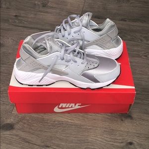 Nike huaraches